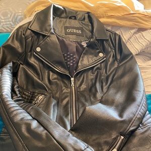 GUESS FAUX LATHER MOTO JACKET